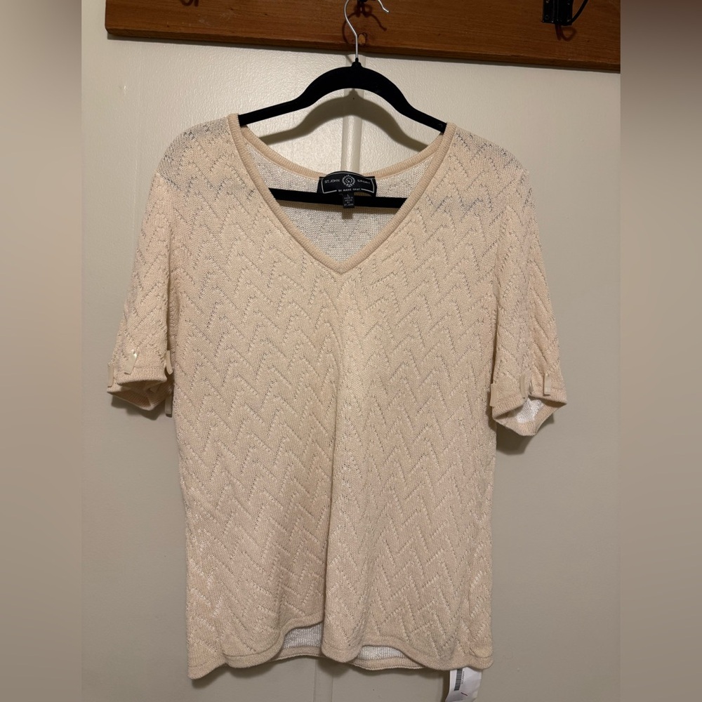 St. John Womens Sport piece, specifically a knit beaded short sleeve top L